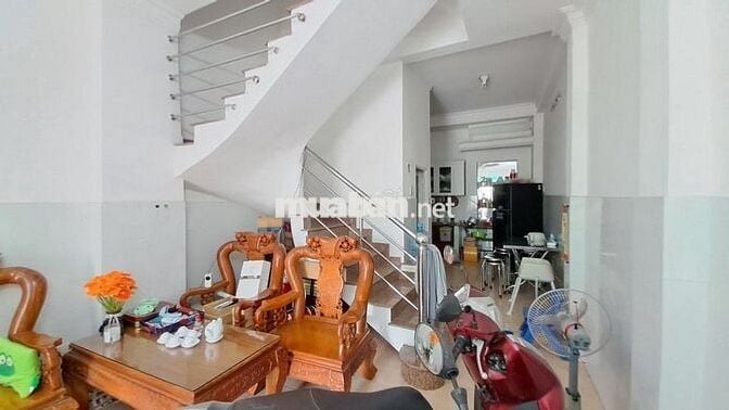 Bán nhà hẻm xe hơi Ng Văn Công, P3, gần sân bay 5,5 tỷ nội thất cơ bản