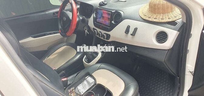 Huyndai i10 2015 quận 7 sg