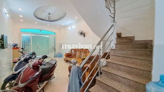 Bán nhà hẻm xe hơi Ng Văn Công, P3, gần sân bay 5,5 tỷ nội thất cơ bản