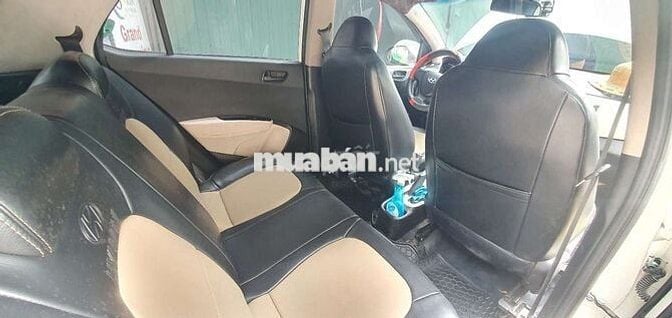 Huyndai i10 2015 quận 7 sg