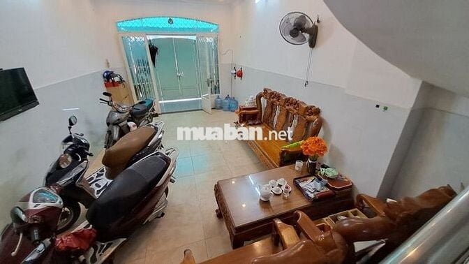 Bán nhà hẻm xe hơi Ng Văn Công, P3, gần sân bay 5,5 tỷ nội thất cơ bản