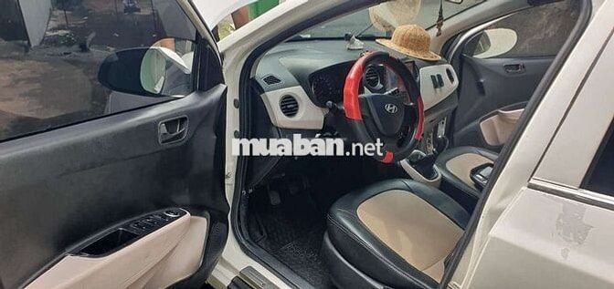 Huyndai i10 2015 quận 7 sg