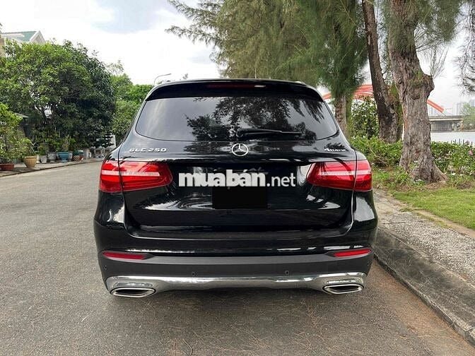 Mercedes Benz GLC Class 2018 250 4MATIC AT - 49000