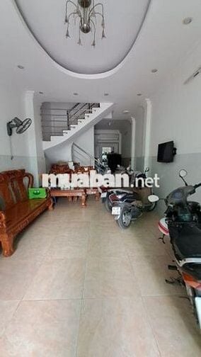 Bán nhà hẻm xe hơi Ng Văn Công, P3, gần sân bay 5,5 tỷ nội thất cơ bản