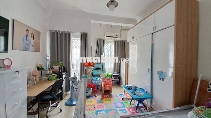 Bán nhà hẻm xe hơi Ng Văn Công, P3, gần sân bay 5,5 tỷ nội thất cơ bản