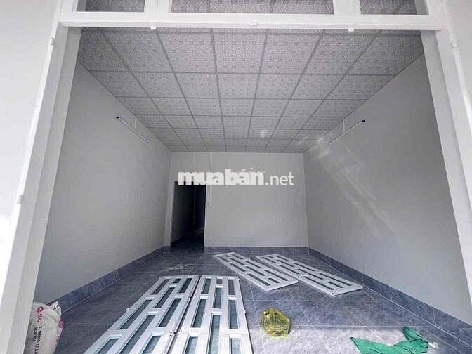 Nhà mới 5x18m 2 phòng KDC Hồng Loan