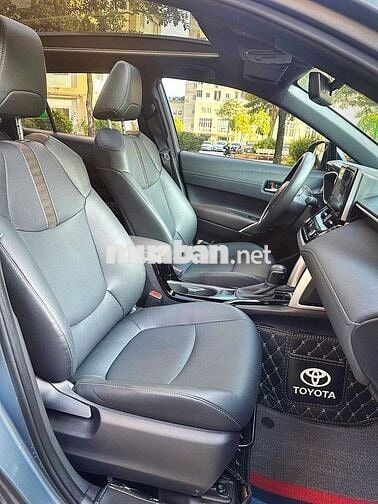 Toyota Corolla Cross 2025 1.8V - 7000 km