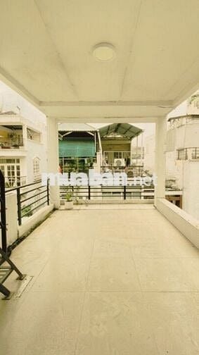 🏠 BÁN NHÀ 3 THÁNG 2, P.11, Q.10 - HẺM XE HƠI, DÒNG TIỀN 20 TRIỆU -