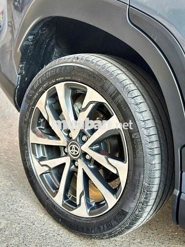 Toyota Corolla Cross 2025 1.8V - 7000 km