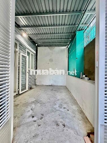 Nhà Mới Sạch Sẻ DT 4x16 1Trệt 1Lửng 2Pn 2Wc Sân Rộng Gần Chợ Cầu Đồng