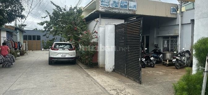 Cần bán nhà xưởng và văn phòng 