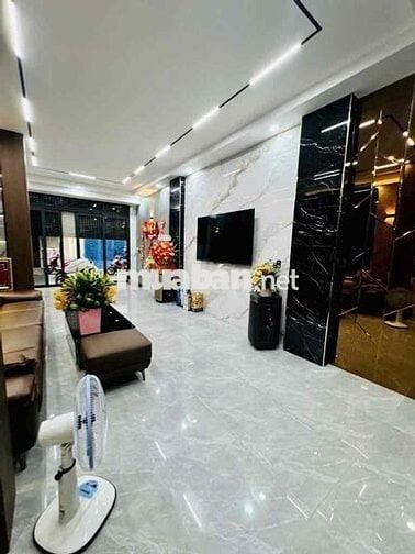 BÁN NHÀ ĐƯỜNG LẠC LONG QUÂN P8, Q.TÂN BÌNH,DT 50m2- 3TẦNG- GIÁ 8,8 tỷ