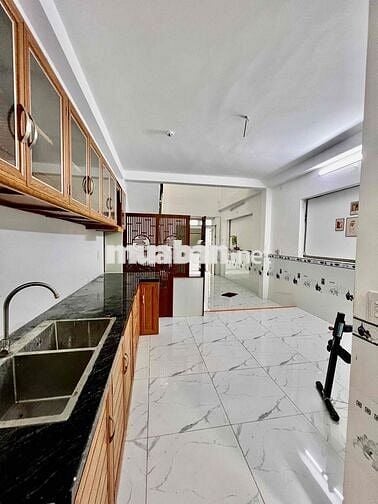 Nhà Mới Sạch Sẻ DT 4x16 1Trệt 1Lửng 2Pn 2Wc Sân Rộng Gần Chợ Cầu Đồng