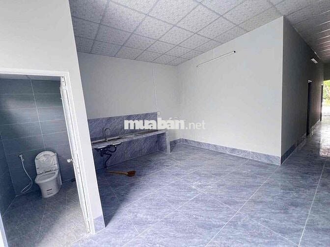 Nhà mới 5x18m 2 phòng KDC Hồng Loan