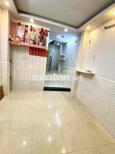 NHÀ NC 3 TẦNG 4PN2WC RỘNG RÃI THOÁNG MÁT • P6 Q.11 • CHỈ 10TR/THÁNG