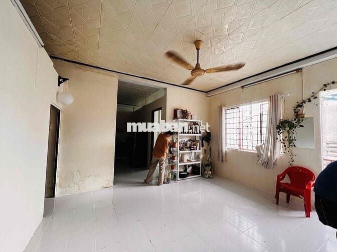 《BÁN GẤP》Căn hộ chung cư chính chủ lầu 4 - 2PN, 62,9 m2, C/c 78 Q.6