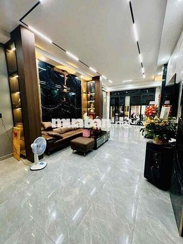 BÁN NHÀ ĐƯỜNG LẠC LONG QUÂN P8, Q.TÂN BÌNH,DT 50m2- 3TẦNG- GIÁ 8,8 tỷ