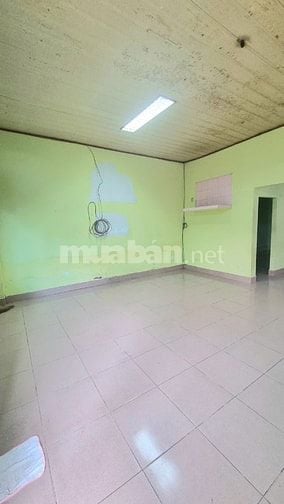 8X20 NHÀ CẤP 4 ĐƯỜNG XE TẢI THÍCH HỢP LÀM KHO CHỨA HÀNG