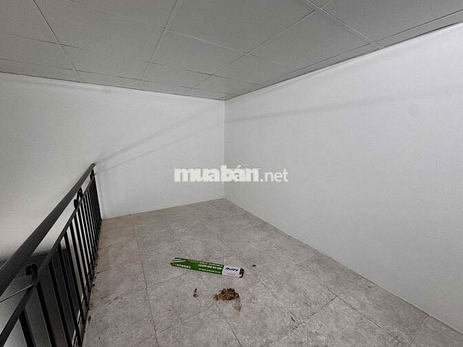 DÃY PHÒNG TRỌ MỚI XÂY NẰM ĐỐI DIỆN ETOWN THUẬN TIỆN QUA NHÀ GA T3