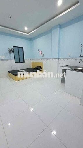 phòng trọ có giường tủ máy lạnh đầy đủ tiện nghi