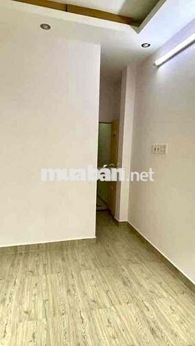 NHÀ NC 3 TẦNG 4PN2WC RỘNG RÃI THOÁNG MÁT • P6 Q.11 • CHỈ 10TR/THÁNG