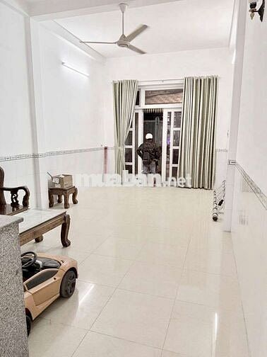 Hẻm ô tô thông Ng V Quá 4x18m 3pn gần giáo xứ chợ cầu