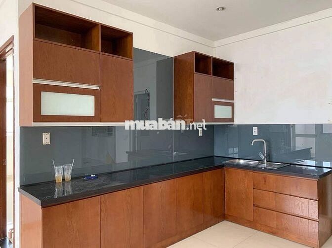 Cần bán nhanh căn hộ Cao Ốc H2 Hoàng Diệu, 134m2 3PN 2WC giá 7 tỷ.