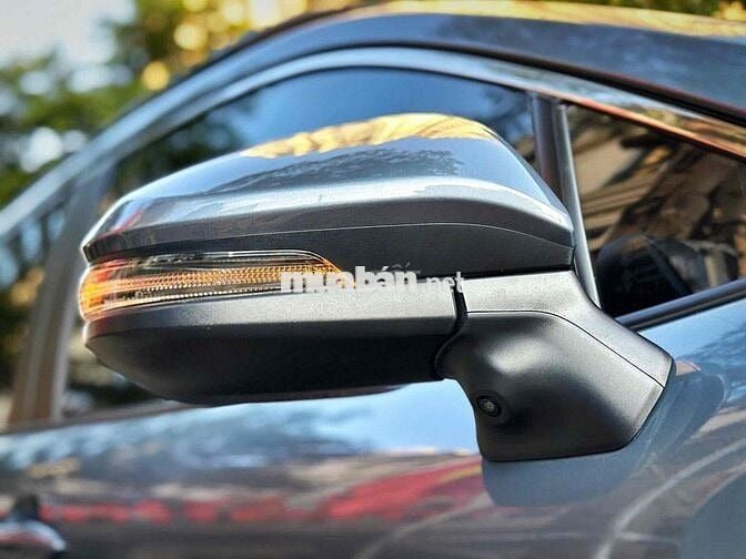 Toyota Corolla Cross 2025 1.8V - 7000 km