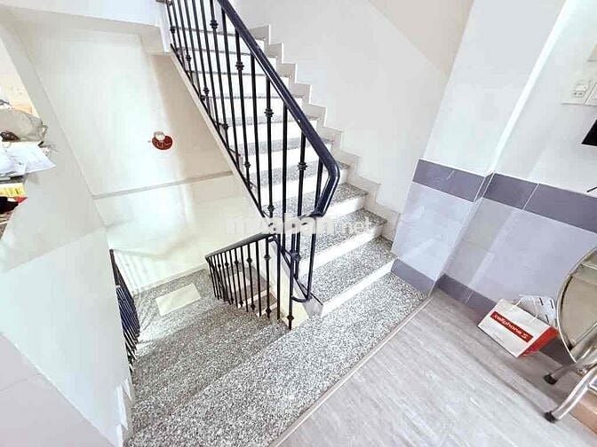 MẶT TIỀN HIẾM SIÊU RẺ 5X20 NGUYỄN ẢNH THỦ 4 TẦNG DÒNG TIỀN SẴN 25TR/ T