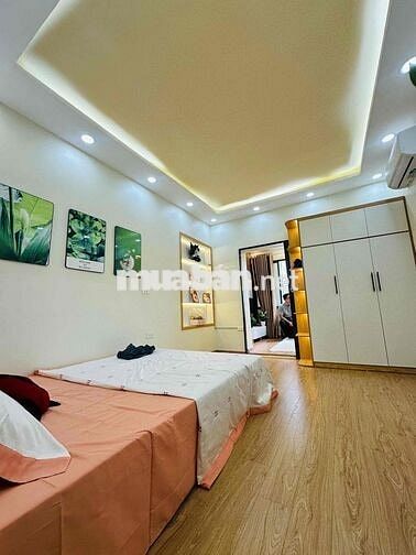 TẬP THỂ TẦNG 3 PHỐ CHÙA LÁNG - TẦNG 3 LÔ GÓC 3 THOÁNG -2 BAN CÔNG PHỐ