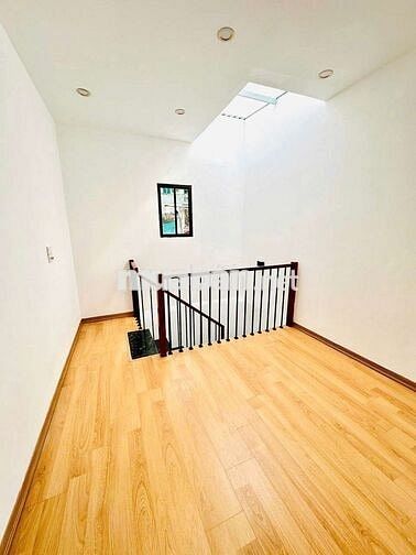 Văn Chương, diện tích 15/20m2, 5 tầng, 3 ngủ, giá 4,8 tỷ