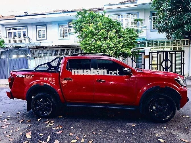 Nissan Navara 2022 PRO4X - 13000 km