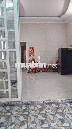 NHÀ DIỆN TÍCH RỘNG XE TẢI VÀO TRƯỚC CỬA