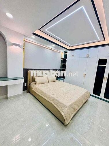 Nhà Đẹp Ngang Rộng tại thạnh xuân Quận 12