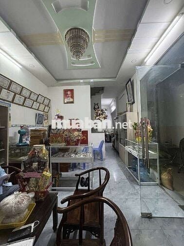 Bán nhà 3 tầng - 5,6×18- Hẻm xe tải - Hồ Học Lãm