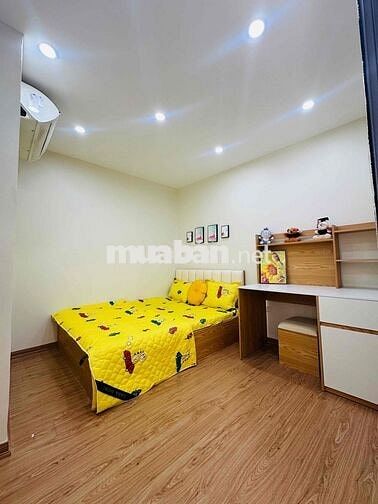 TẬP THỂ TẦNG 3 PHỐ CHÙA LÁNG - TẦNG 3 LÔ GÓC 3 THOÁNG -2 BAN CÔNG PHỐ