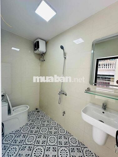 TẬP THỂ TẦNG 3 PHỐ CHÙA LÁNG - TẦNG 3 LÔ GÓC 3 THOÁNG -2 BAN CÔNG PHỐ