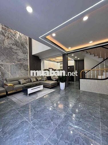 Nhà Đẹp Ngang Rộng tại thạnh xuân Quận 12