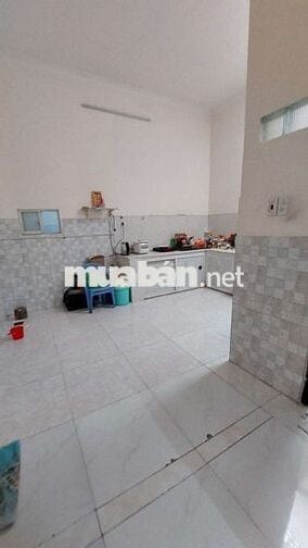 NHÀ DIỆN TÍCH RỘNG XE TẢI VÀO TRƯỚC CỬA