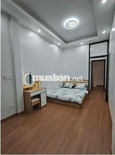 BÁN NHÀ VĂN CHƯƠNG TÔN ĐỨC THẮNG 38M 4 TẦNG 4 NGỦ - GẦN HỒ GẦN PHỐ