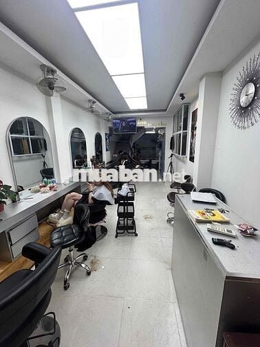 chính chủ cần bán gấp nhà mặt tiền kinh doanh