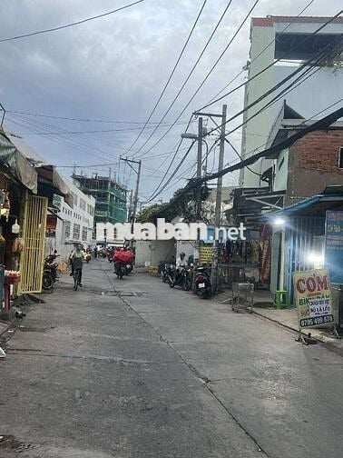 Bán nhà 3 tầng - 5,6×18- Hẻm xe tải - Hồ Học Lãm