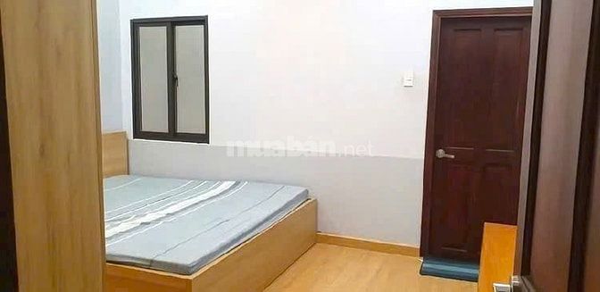 bán 311/1C Nguyển Thị Thập, DT 4.10 x 12.5. 1 trệt, 1 lững, 3 lầu, 4PN