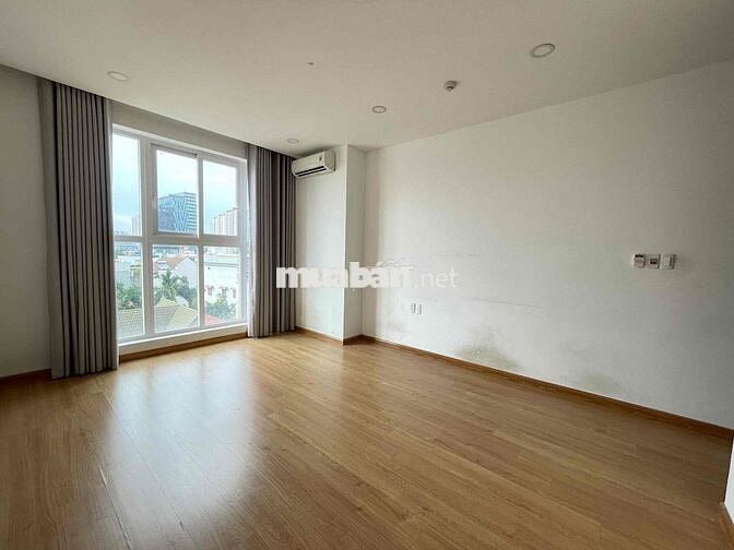 Bán gấp căn hộ 3PN 2WC giá 4 tỷ 91m2 đầy đủ nội thất, công chứng liền