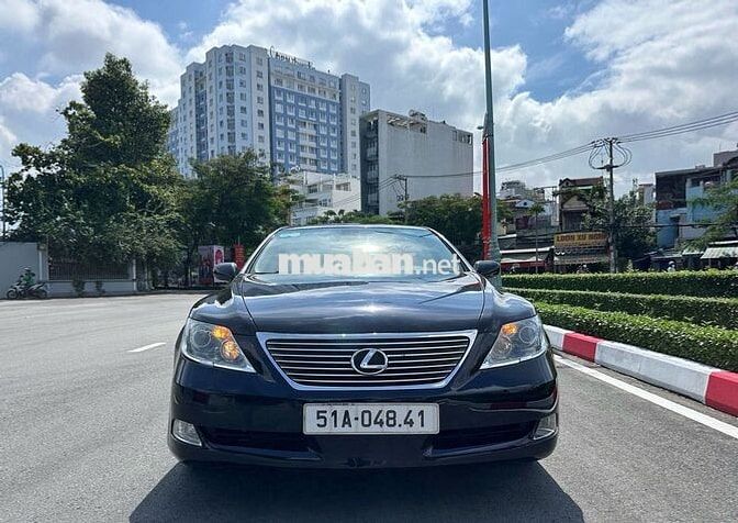 Lexus LS 2008 600hL - 89800 km