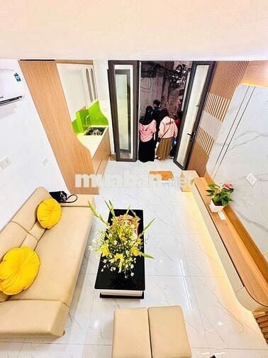 Văn Chương, diện tích 15/20m2, 5 tầng, 3 ngủ, giá 4,8 tỷ