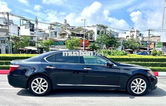Lexus LS 2008 600hL - 89800 km