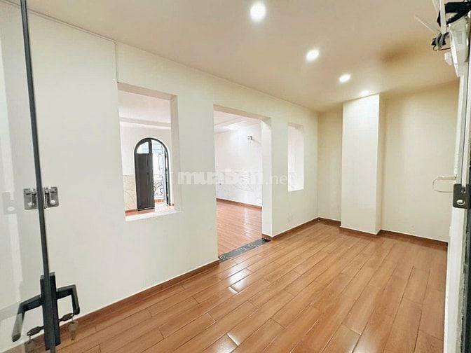 Nhà 5PN, 6WC Khu Biệt Thự Tân Kỳ Tân Quý – Bình Tân,TPHCM - Hẻm Oto 8m