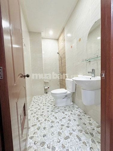 Nhà 5PN, 6WC Khu Biệt Thự Tân Kỳ Tân Quý – Bình Tân,TPHCM - Hẻm Oto 8m