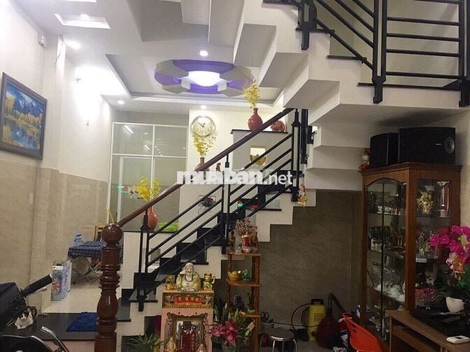 Bán nhà mặt tiền đường Văn Cao, Tân Phú-1 trệt 3 lầu, SHR, giá 15.2 tỷ